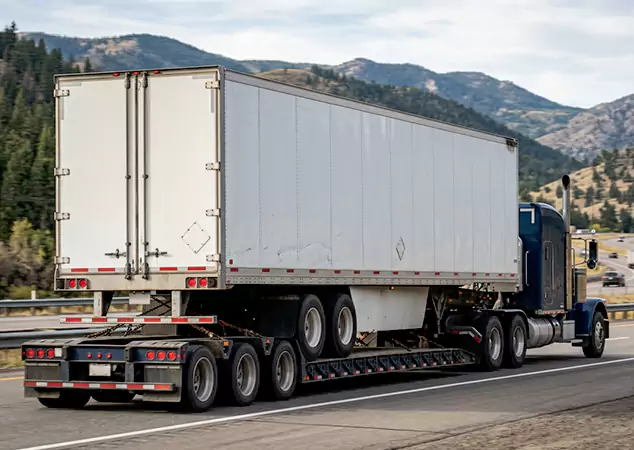 Why Choose Juneau Heavy Hauling Over Other Trailer Shipping Companies in Juneau, AK?